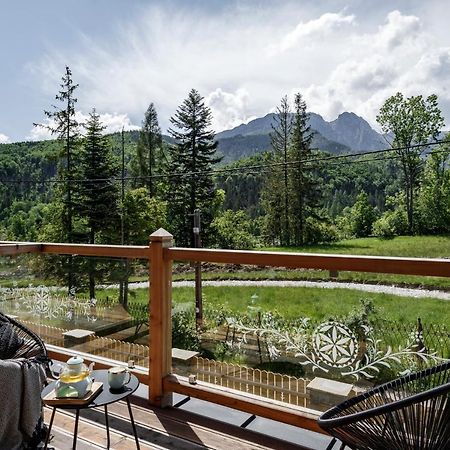 Biala Owca Panzió Zakopane Kültér fotó View of the High Tatras from the hotel